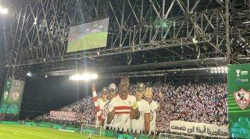 يحمل صورة شيكابالا، تيفو جماهير الزمالك قبل مباراة الأهلي (صور) - التقرير