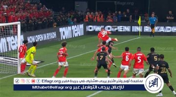 خروج لاعبو الأهلي وتحية من جماهير الزمالك والأهلي للاعبين - التقرير