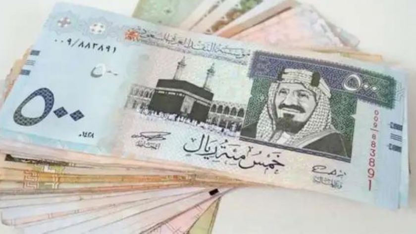 سعر الريال السعودي في منتصف تعاملات اليوم
 – التقرير