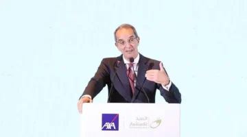 وزير الاتصالات يعلن إطلاق أول شركة تأمين متناهي الصغر في مصر - التقرير