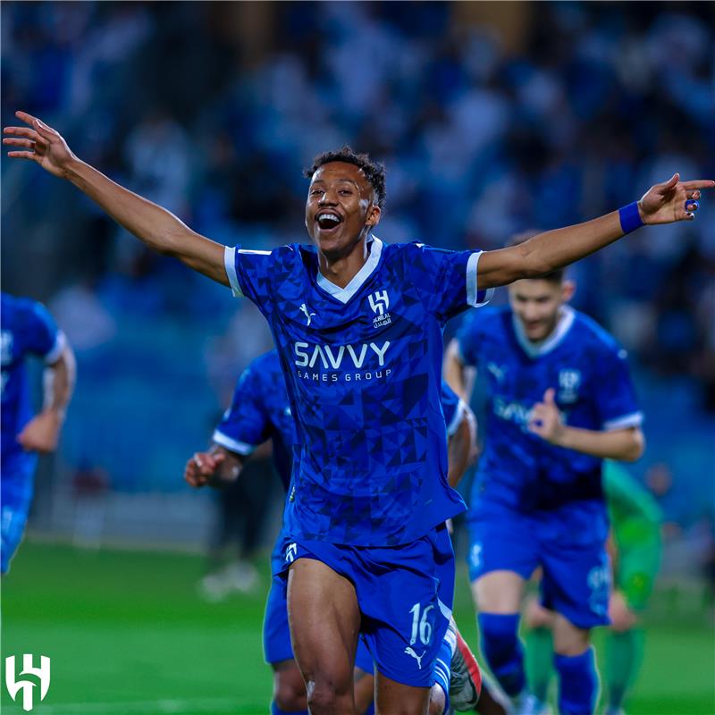 فيديو | ناصر الدوسري يسجل هدف الهلال الرابع أمام الشرطة – التقرير