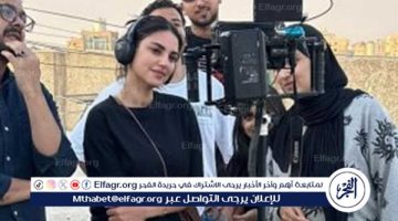 مع ظهور تجربتها الأولى كمخرجة في "وين صرنا؟".. مهرجان VS-FILM للأفلام القصيرة جدًا يكرم النجمة درة - التقرير