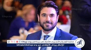 حسين فهمي عن تكريم أحمد عز في مهرجان القاهرة:" نجم متميز وموجود بقوة على الساحة" - التقرير