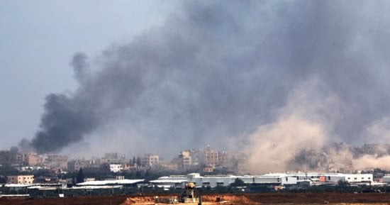 المنظمات الأهلية الفلسطينية: عشرات الآلاف محاصرون فى شمال غزة دون مآوى
                                         – التقرير