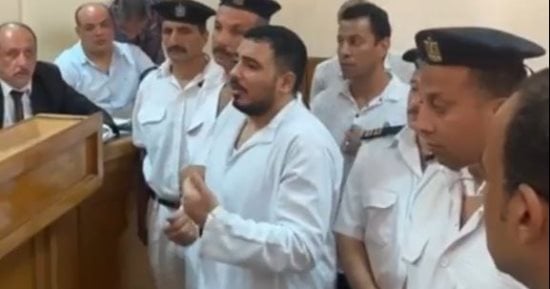 محامى طليقة سفاح التجمع: لن نحضر للمحاكمة وشهادتها باطلة بعد اتهامها بالزنا
                                         – التقرير