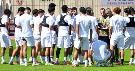 توافد لاعبو الزمالك على مطار القاهرة للسفر للإمارات للمشاركة فى السوبر المصرى – التقرير