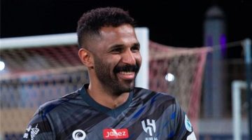 الهلال يفقد حارسه ويستعيد مدافعه أمام أهلي جدة - التقرير