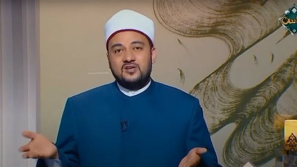 أحمد نبوي: “الزوج لازم يقول كلام طيب لزوجته لهذه الأسباب” – التقرير