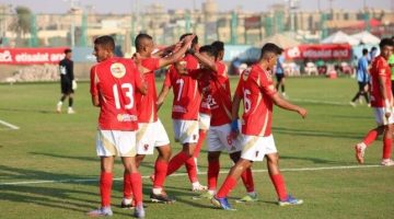 عبد الحميد حسن يعلن تشكيل الأهلي لمواجهة الزمالك في قمة 2005 - التقرير