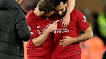 عاجل| محمد صلاح يشعل الصراع بين أندية السعودية بعد مماطلة ليفربول في تجديد تعاقده - التقرير