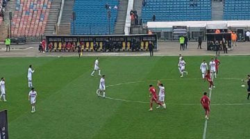 زيزو يرد التحية لجماهير الزمالك .. ودونجا متأثرا باصابته في الكتف - التقرير