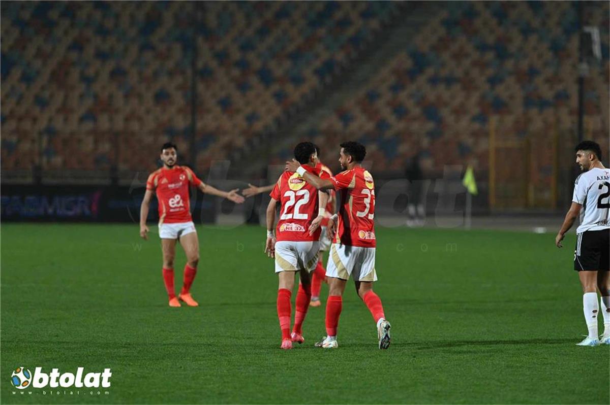 بدلاء الأهلي أمام بيراميدز في الدوري المصري.. جراديشار يجاور أفشة – التقرير