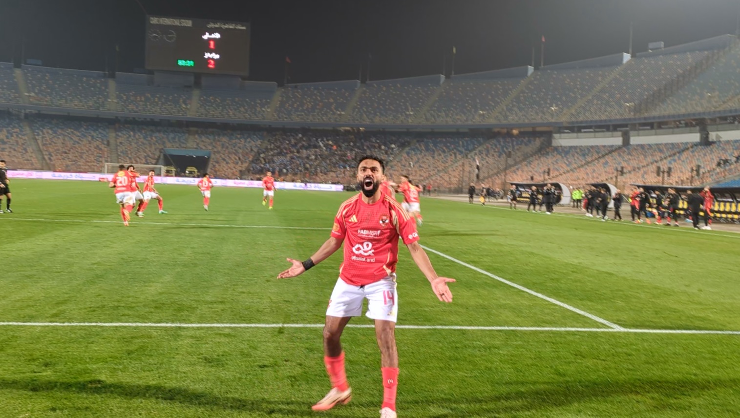 احتفال حسين الشحات بهدف الاهلي الثاني في مرمي بيراميدز
             – التقرير